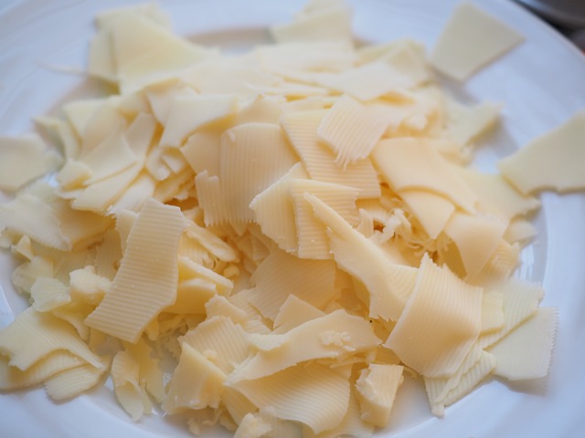 cheese-592280_640