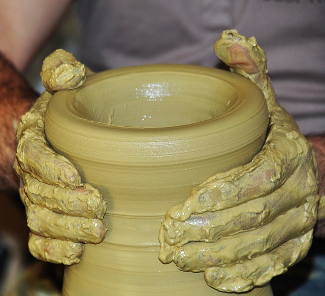 pottery-1048838_640